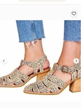 Jeffrey Campbell Sling back Heels